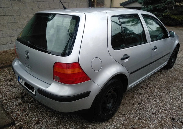 Volkswagen Golf cena 6700 przebieg: 205000, rok produkcji 2003 z Warszawa małe 79